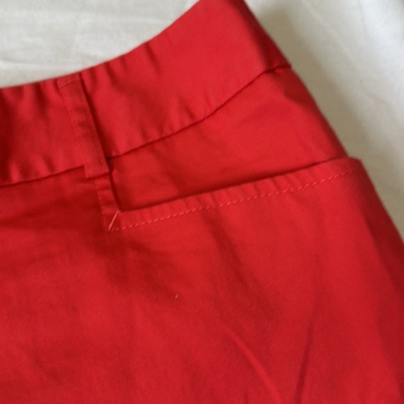 Express coral pink cuffed chino shorts size 12 - Picture 3 of 6